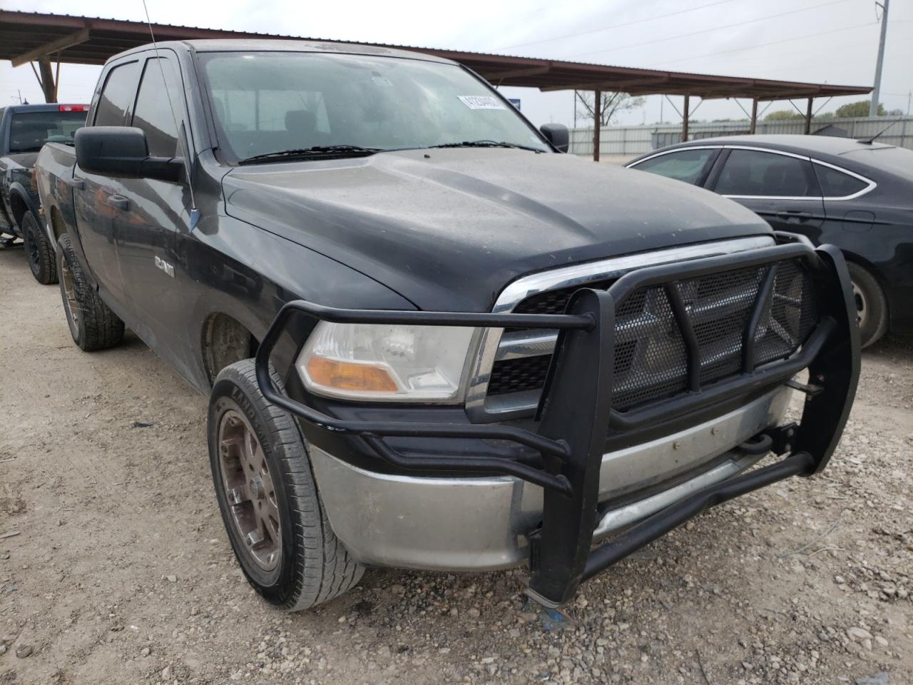 DODGE RAM 1500 2009 مع رقم تعريف المركبة 1D3HV13P49S704682 - صورة من المزاد