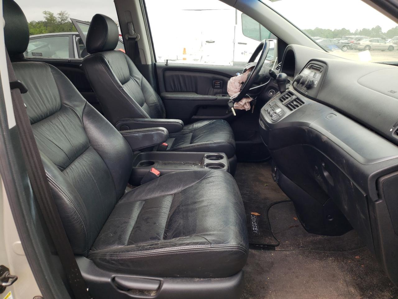 Photo 5 from auction – 2005 HONDA ODYSSEY TO with VIN 5FNRL38805B110565