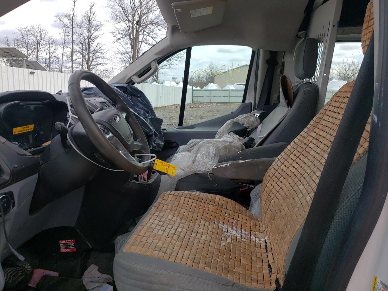 Photo 5 from auction – 2015 FORD TRANSIT T- with VIN 1FTNR1ZM2FKA47101