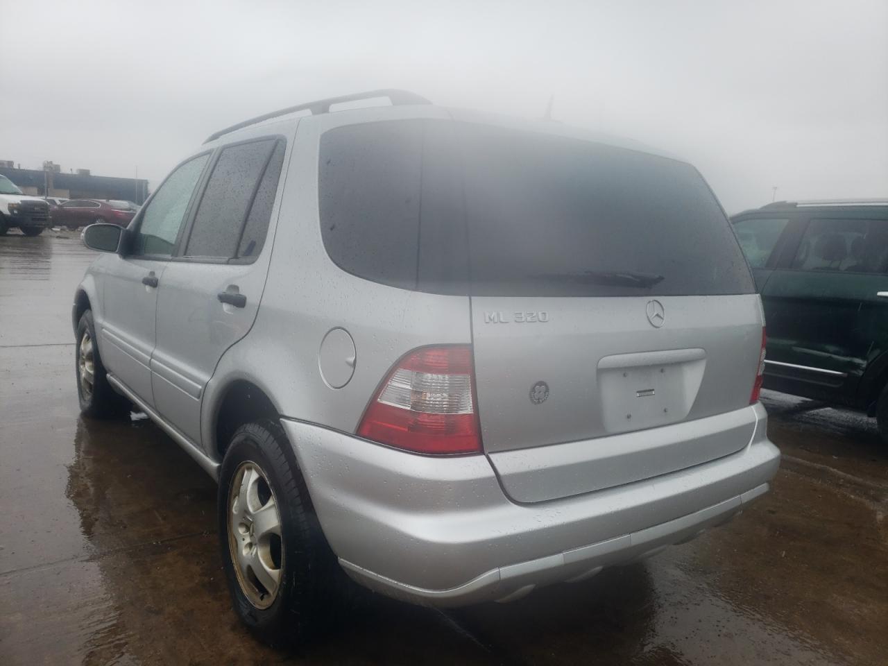 Photo 3 from auction – 2002 MERCEDES-BENZ ML 320 with VIN 4JGAB54E42A339502