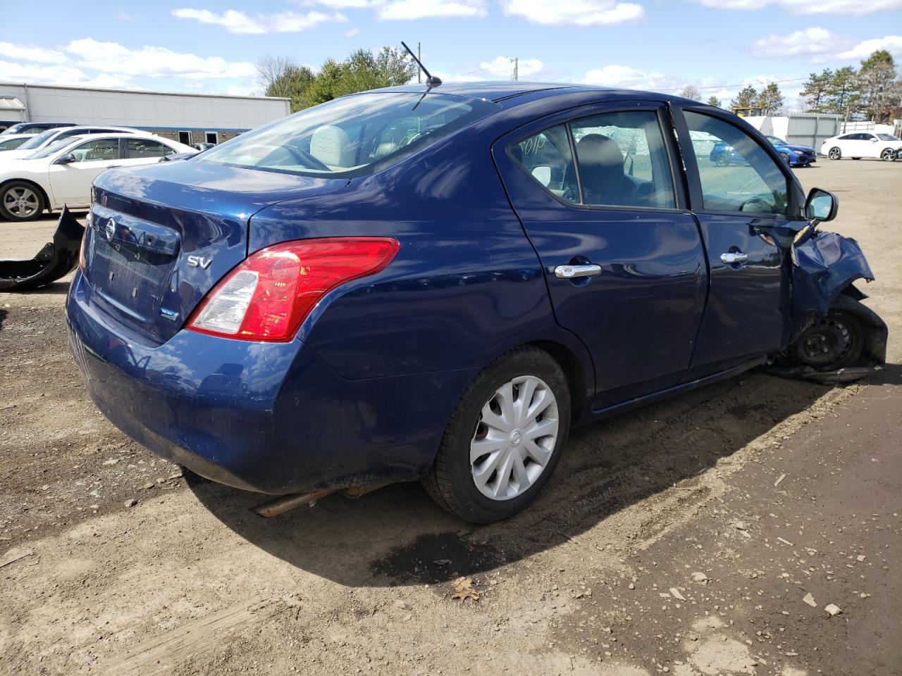 Photo 4 from auction – 2012 NISSAN VERSA S with VIN 3N1CN7AP7CL818130