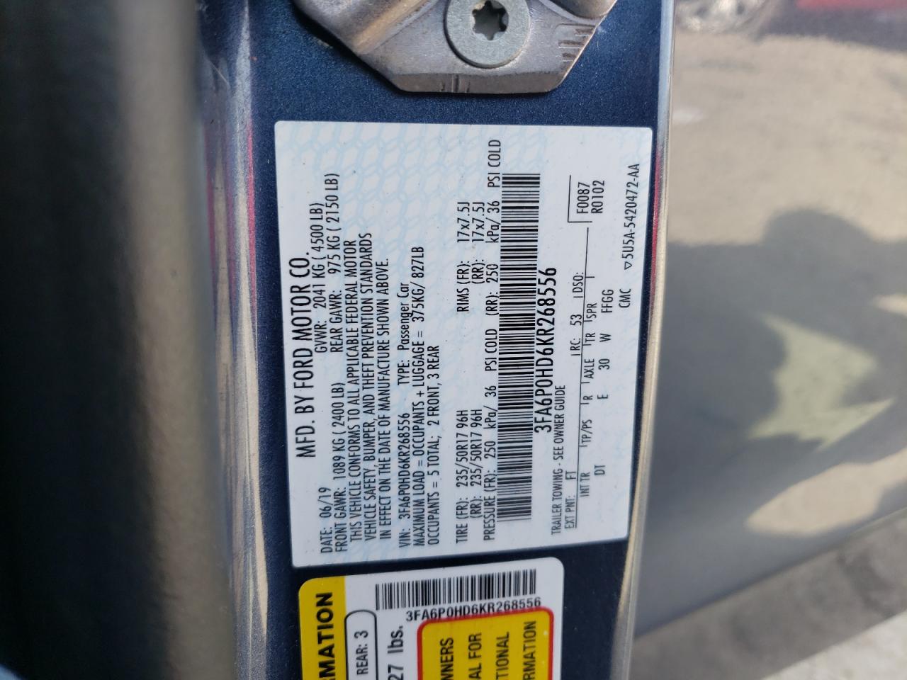 Photo 10 from auction – 2019 FORD FUSION SE with VIN 3FA6P0HD6KR268556
