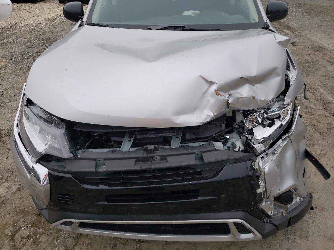 Photo 7 from auction – 2020 MITSUBISHI OUTLANDER with VIN JA4AZ3A33LZ015106
