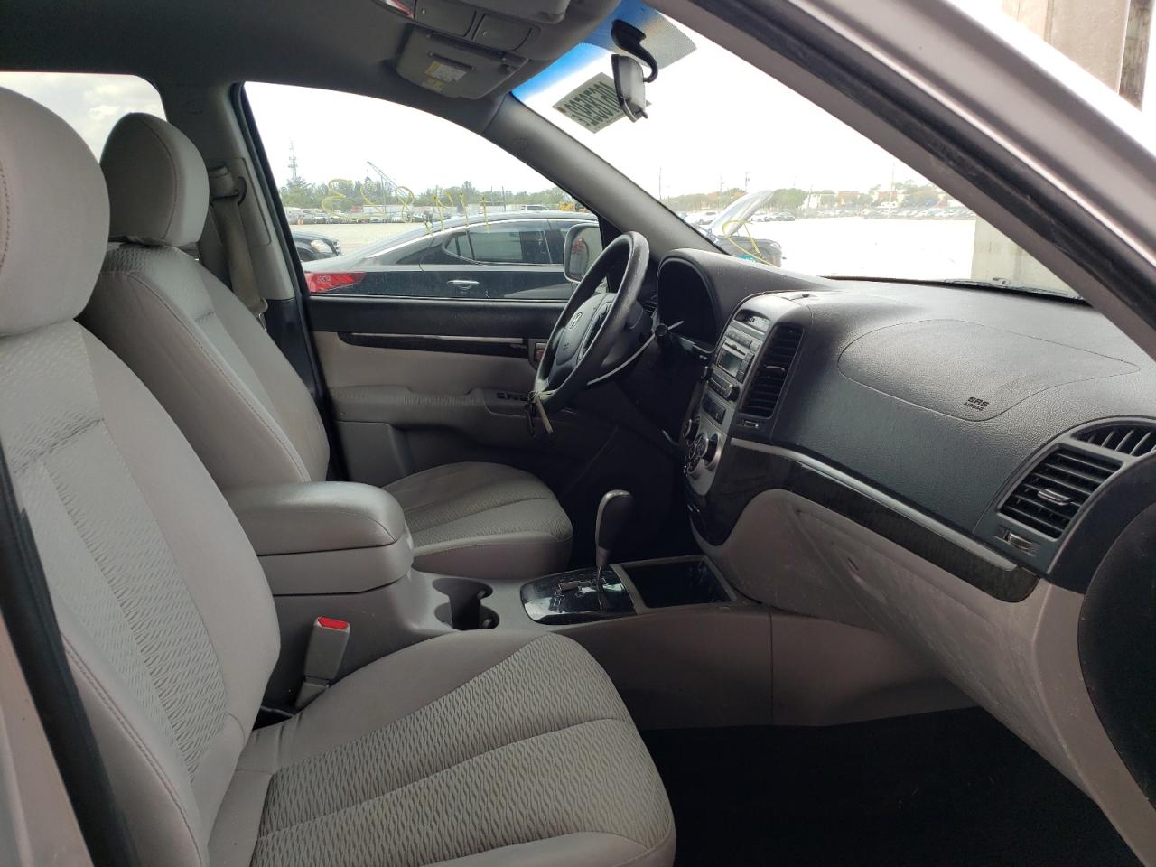 Photo 5 from auction – 2008 HYUNDAI SANTA FE G with VIN 5NMSG13D98H187145