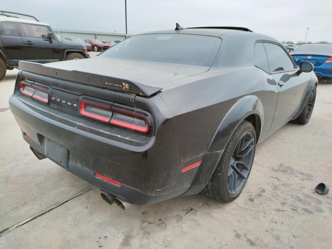 Photo 4 from auction – 2020 DODGE CHALLENGER with VIN 2C3CDZFJ5LH174253