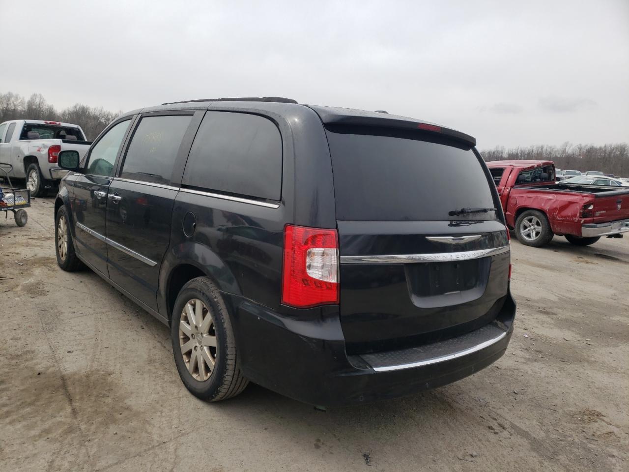 Photo 3 from auction – 2012 CHRYSLER TOWN & COU with VIN 2C4RC1CGXCR252118
