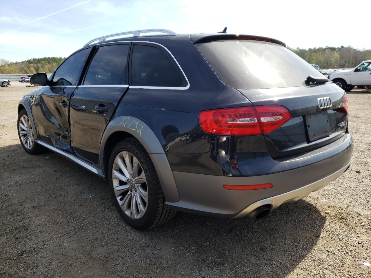 Photo 3 from auction – 2016 AUDI A4 ALLROAD with VIN WA1TFAFL8GA018196