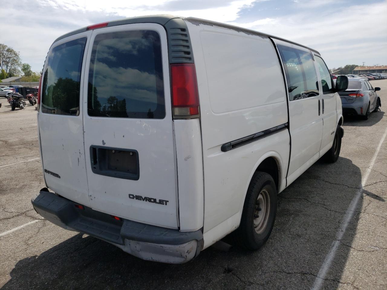 Photo 4 from auction – 2002 CHEVROLET EXPRESS G1 with VIN 1GCEG15M921173130