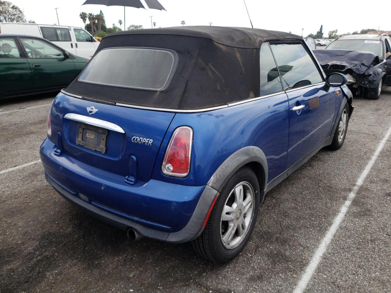 Photo 4 from auction – 2006 MINI COOPER with VIN WMWRF33506TG14438