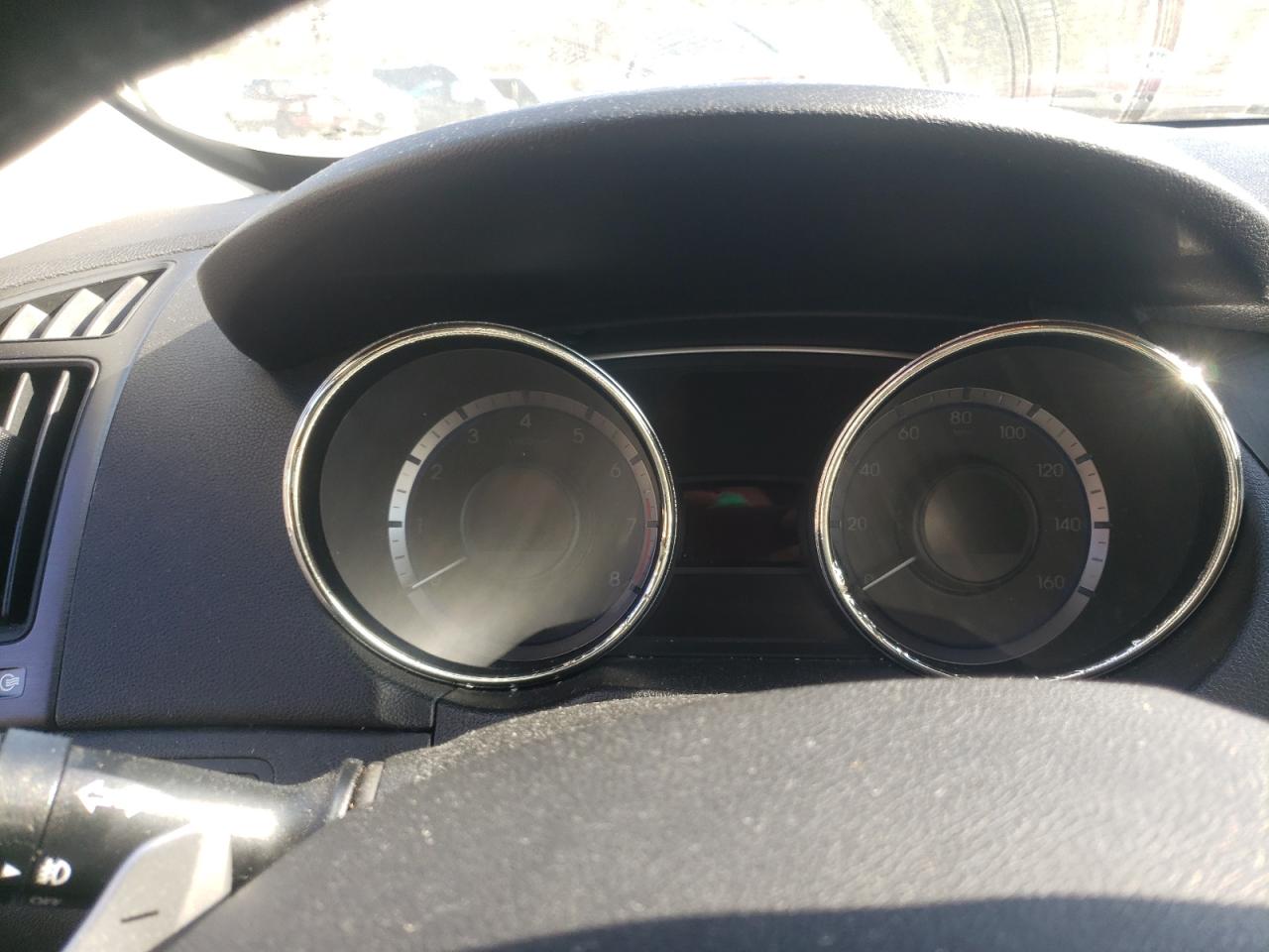 Photo 9 from auction – 2011 HYUNDAI SONATA SE with VIN 5NPEC4AB9BH262142