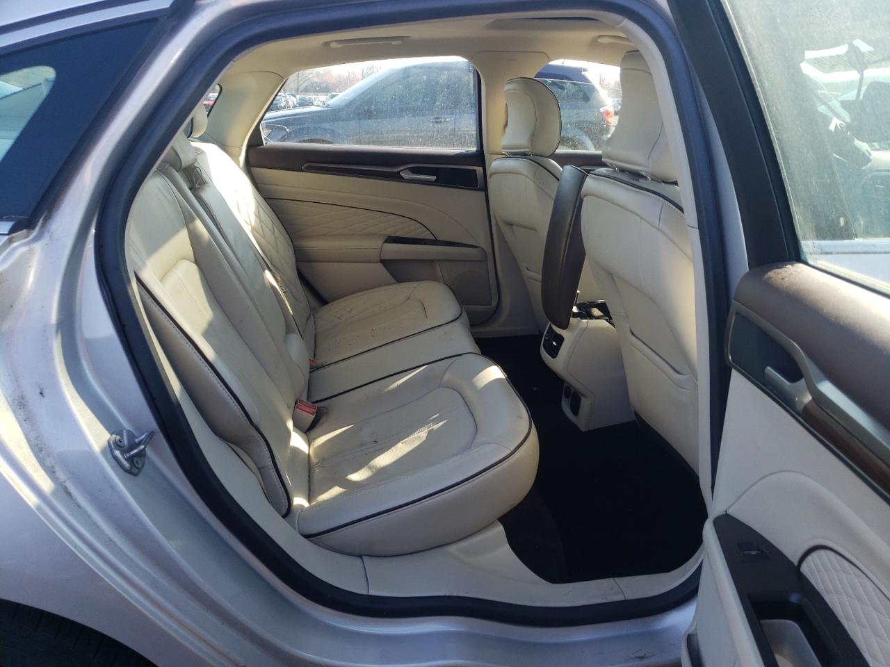 Photo 6 from auction – 2017 FORD FUSION TIT with VIN 3FA6P0K98HR132491