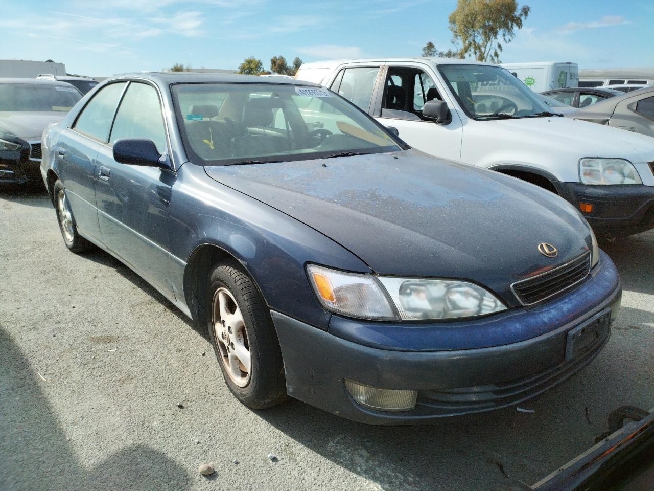 LEXUS GS 300 1997 with VIN JT8BF22G9V0043237 - Photo from auction