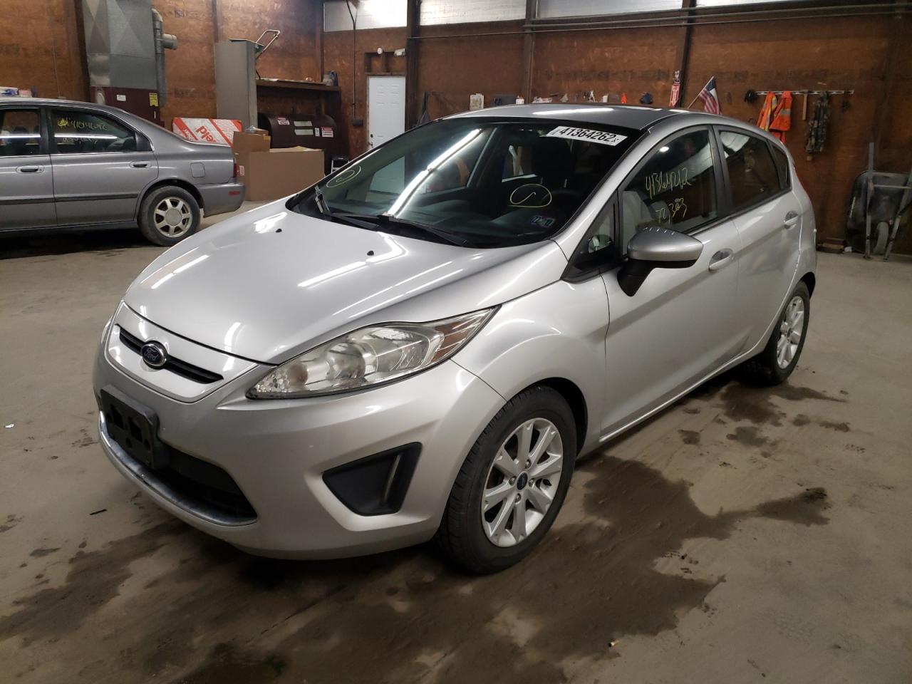 Photo 2 from auction – 2011 FORD FIESTA SE with VIN 3FADP4EJ9BM153178