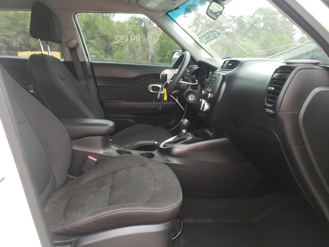 Photo 5 from auction – 2019 KIA SOUL with VIN KNDJN2A23K7691309