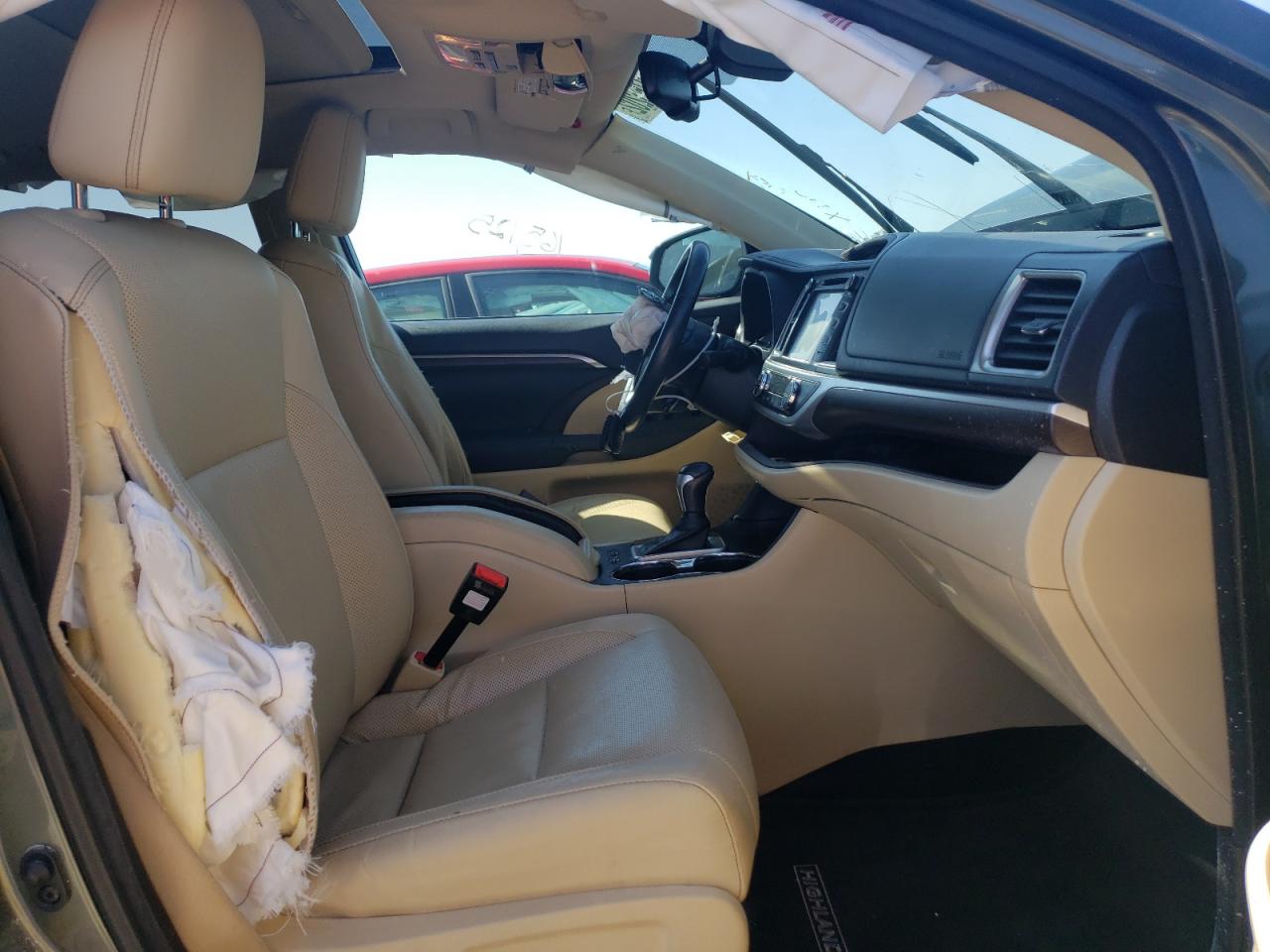 Photo 5 from auction – 2014 TOYOTA HIGHLANDER with VIN 5TDDKRFH5ES030547