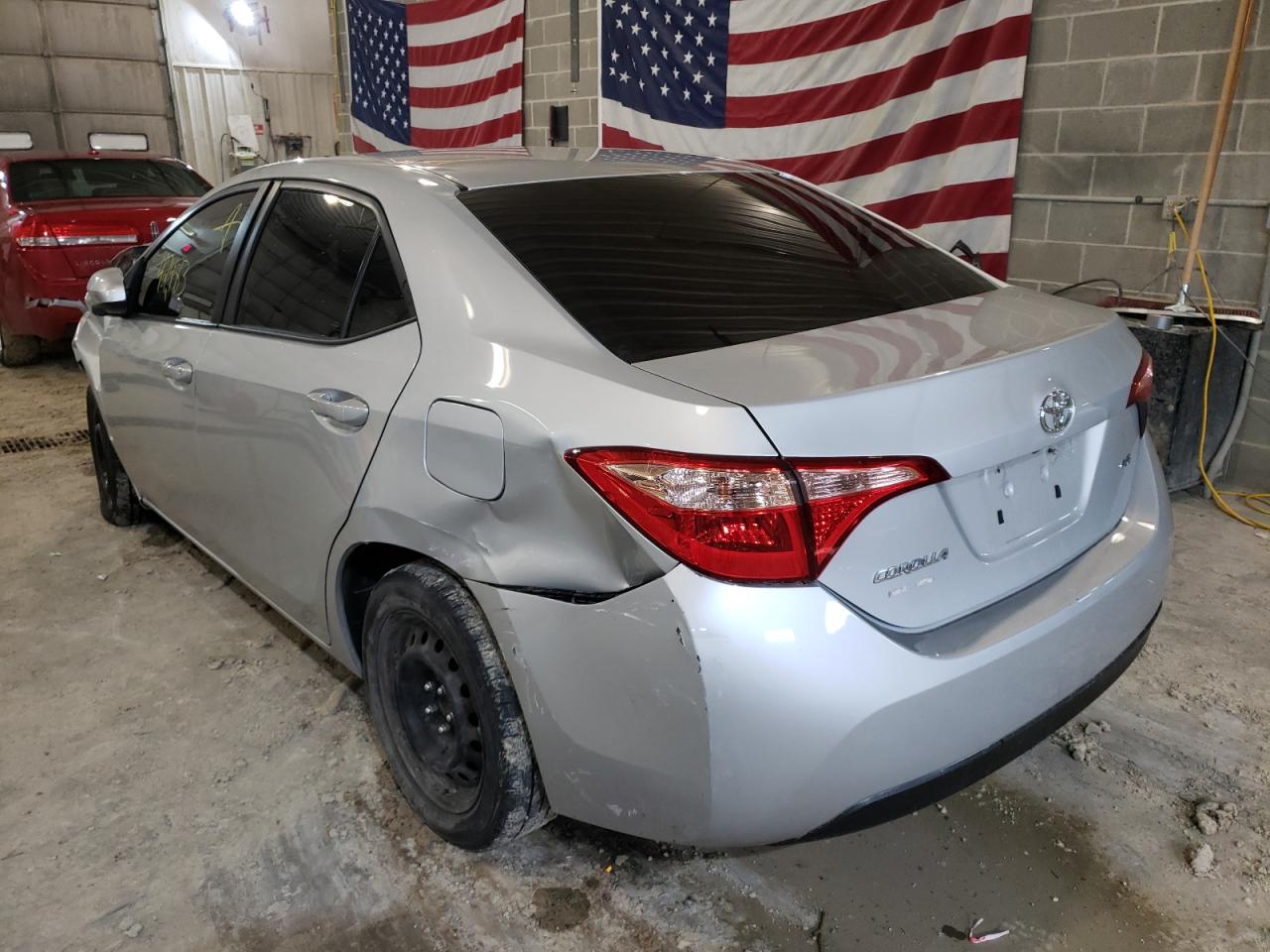 Photo 3 from auction – 2017 TOYOTA COROLLA L with VIN 5YFBURHE2HP668465