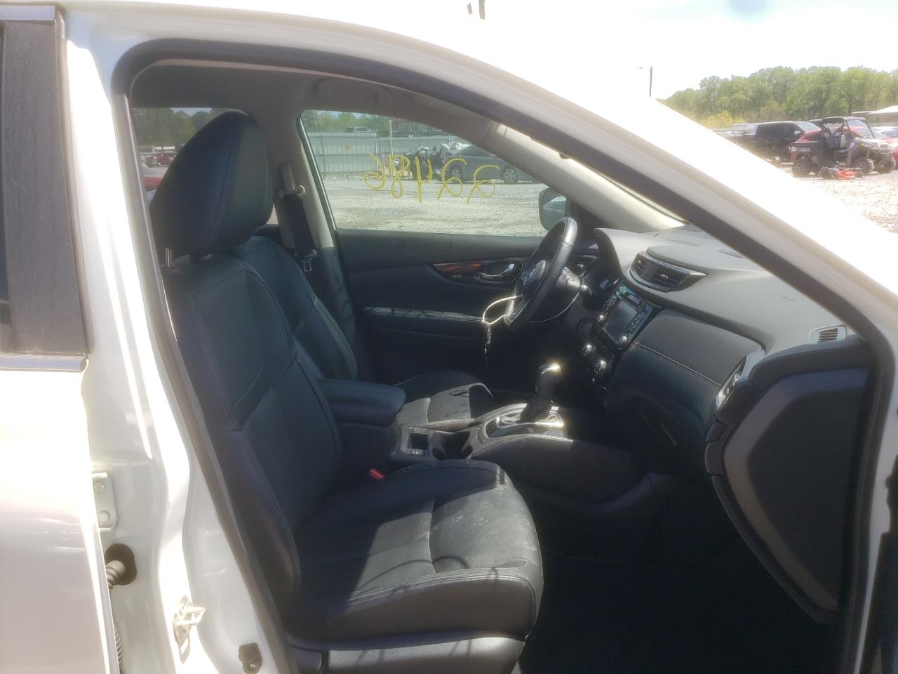 Photo 5 from auction – 2017 NISSAN ROGUE S with VIN JN8AT2MT9HW407050