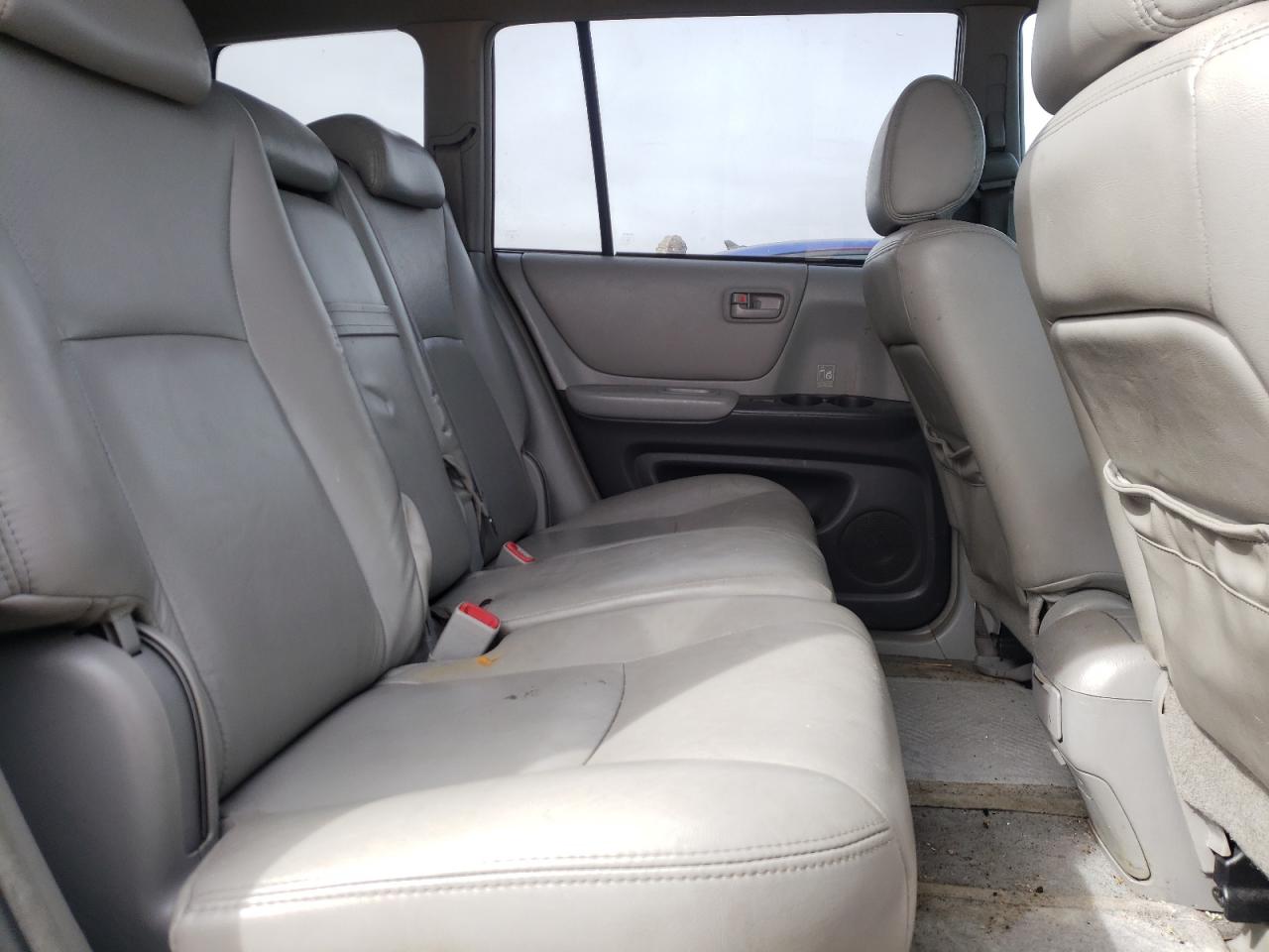 Photo 6 from auction – 2006 TOYOTA HIGHLANDER with VIN JTEEP21A060174949