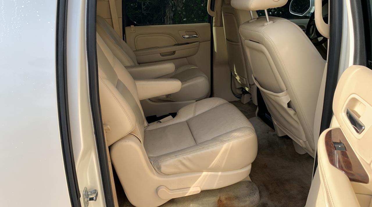 Photo 6 from auction – 2007 CADILLAC ESCALADE E with VIN 1GYFK66817R333277