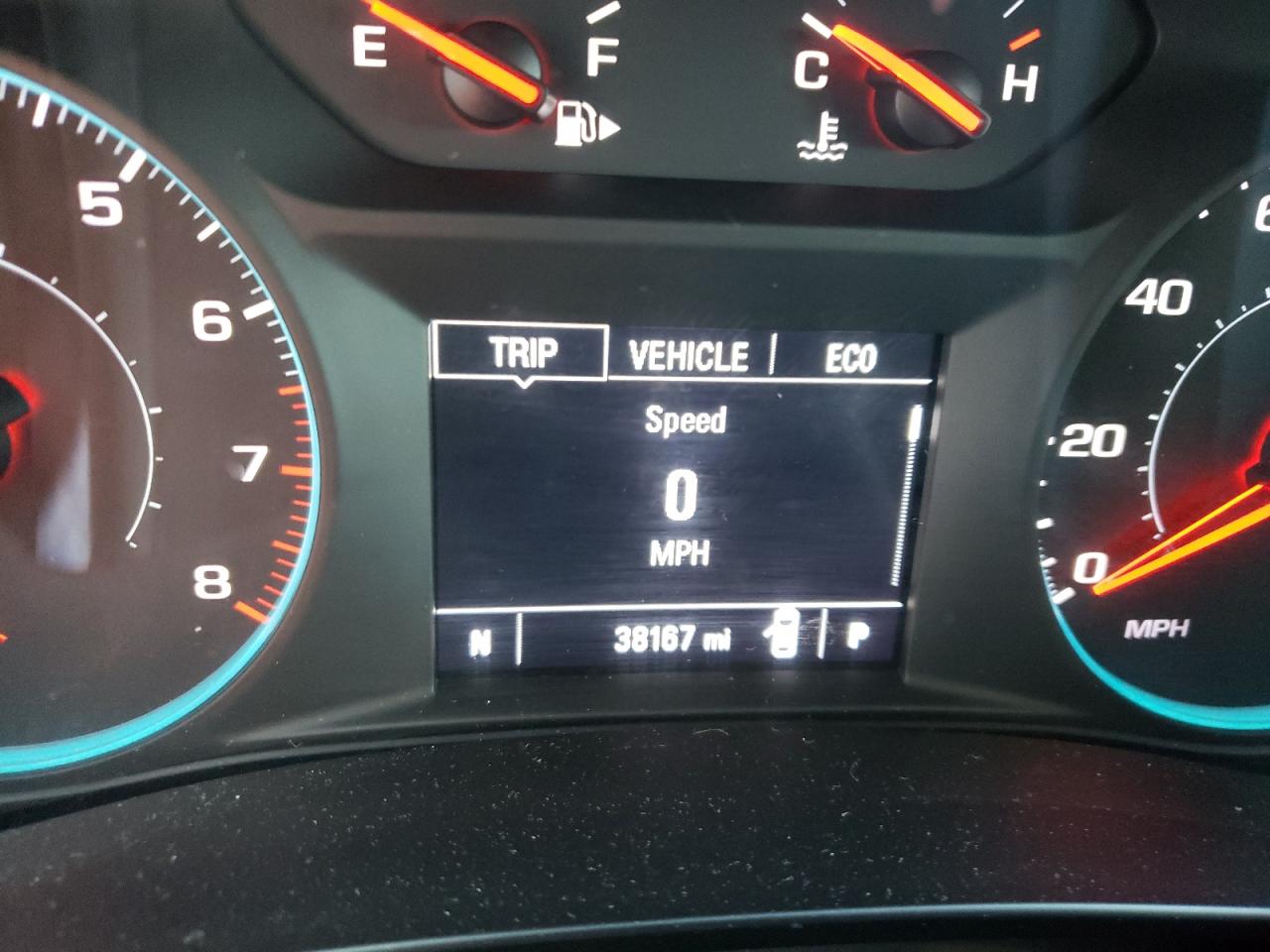 Photo 8 from auction – 2020 CHEVROLET MALIBU LT with VIN 1G1ZD5ST2LF100191