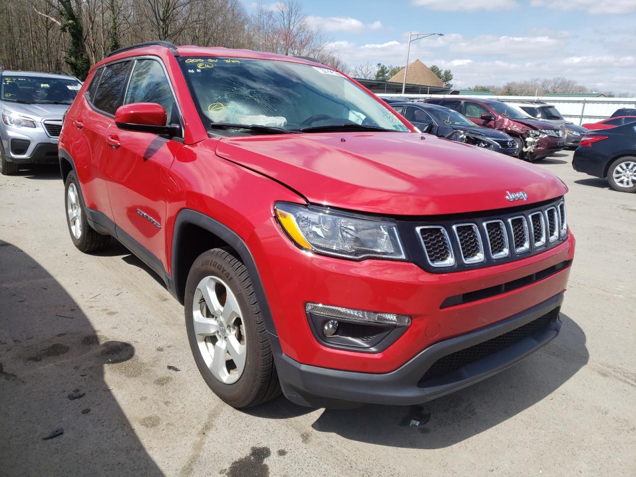 JEEP COMPASS LA 2019 with VIN 3C4NJDBB6KT638137 - Photo from auction