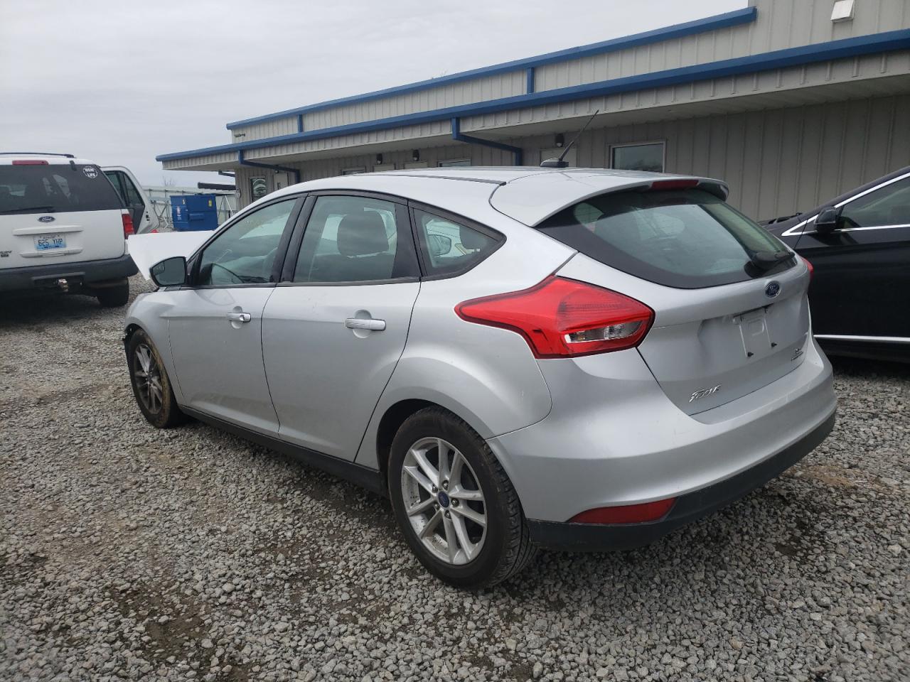 Photo 3 from auction – 2015 FORD FOCUS SE with VIN 1FADP3K22FL224039