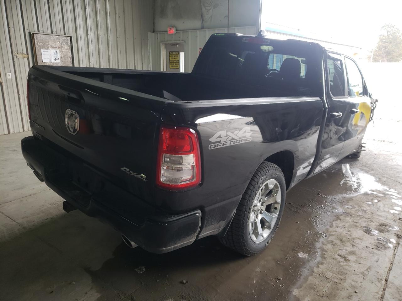 Photo 4 from auction – 2021 RAM 1500 BIG H with VIN 1C6SRFBT2MN765901