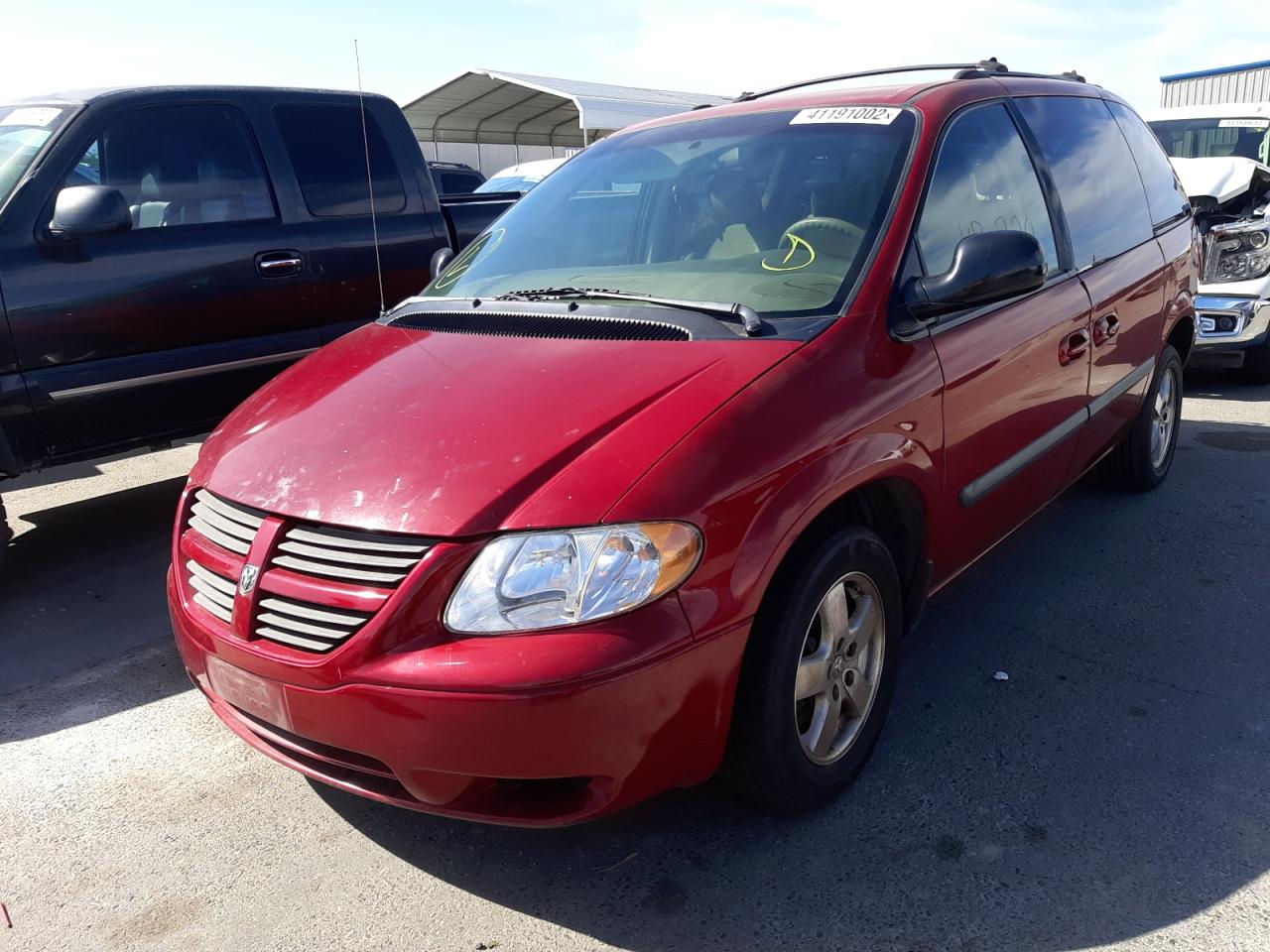 Photo 2 from auction – 2005 DODGE CARAVAN SX with VIN 1D4GP45R75B217049
