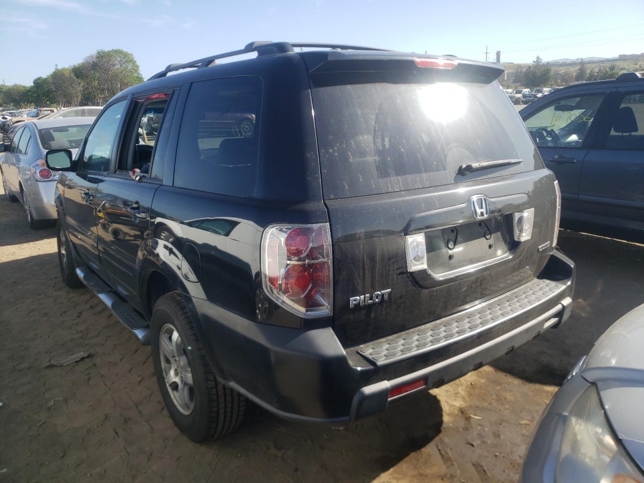 Photo 3 from auction – 2007 HONDA PILOT EXL with VIN 5FNYF18687B031654