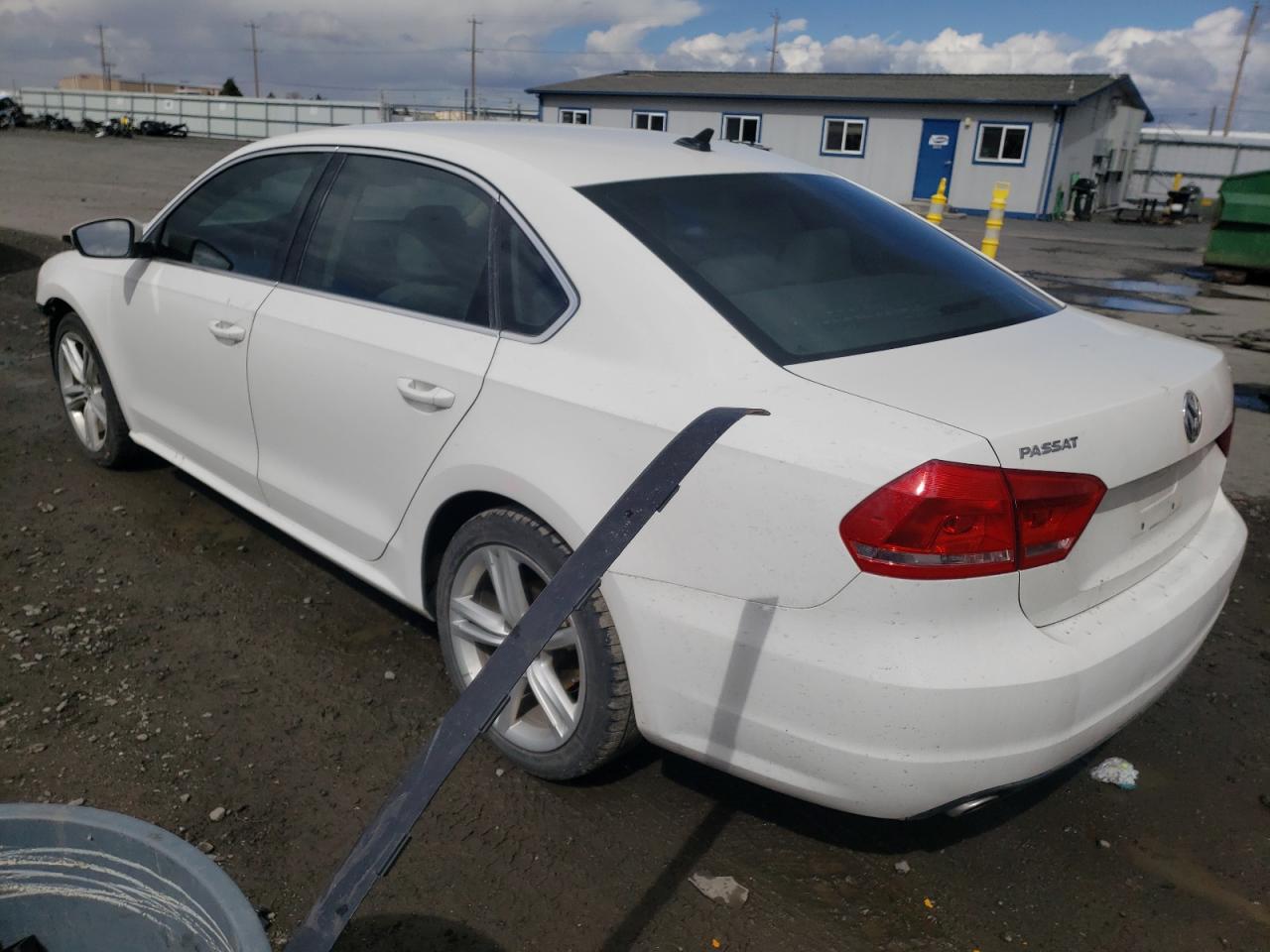 Photo 3 from auction – 2012 VOLKSWAGEN PASSAT SE with VIN 1VWBM7A37CC075597