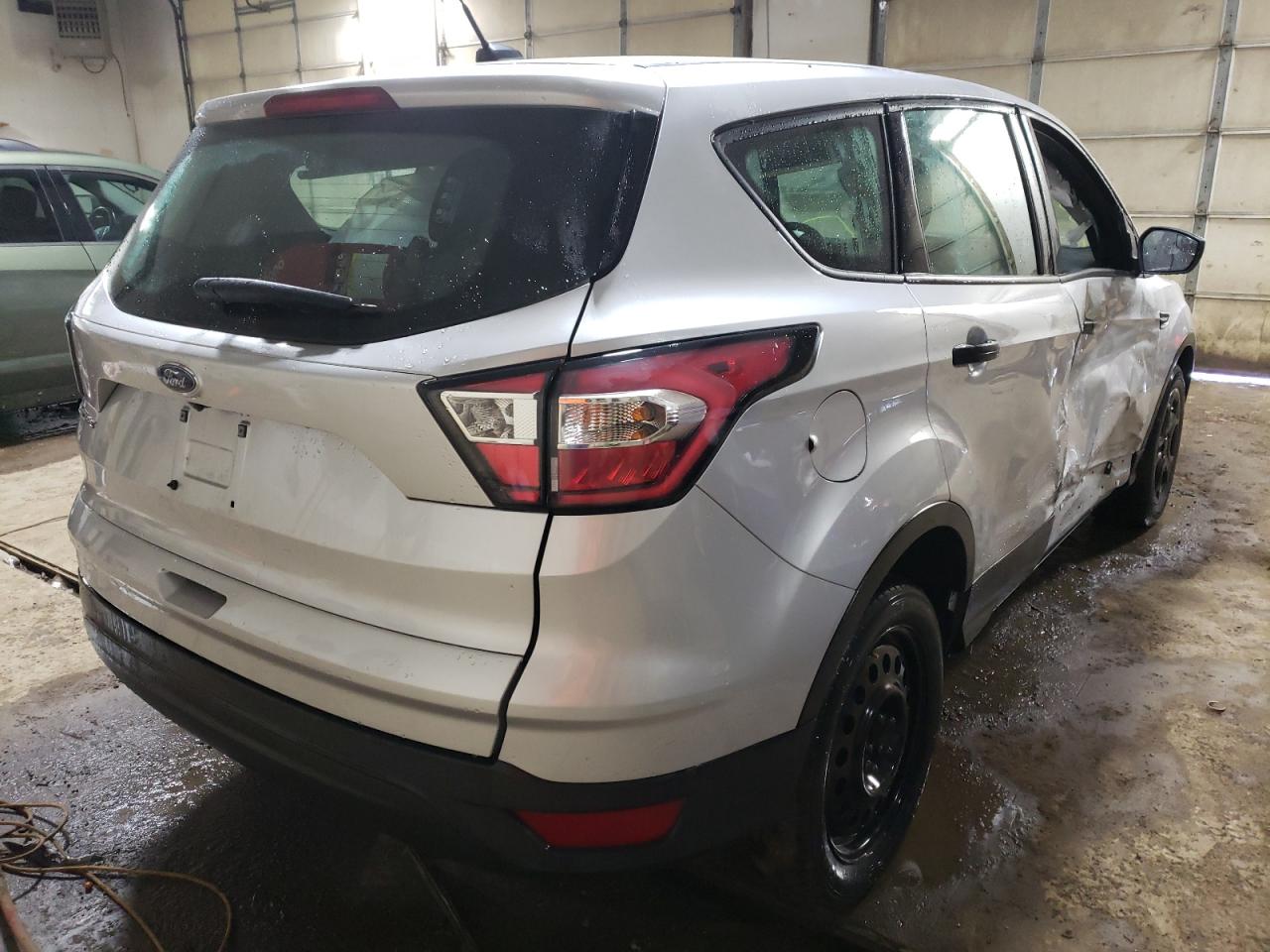 Photo 4 from auction – 2018 FORD ESCAPE S with VIN 1FMCU0F75JUA18487