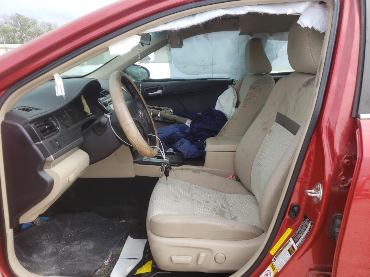 Photo 5 from auction – 2014 TOYOTA CAMRY L with VIN 4T4BF1FK1ER422737