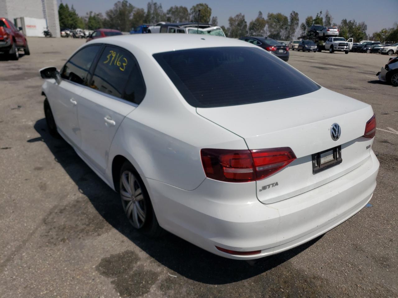 Photo 3 from auction – 2017 VOLKSWAGEN JETTA S with VIN 3VW2B7AJ3HM388012