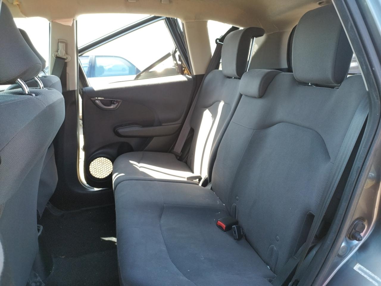 Photo 6 from auction – 2013 HONDA FIT with VIN JHMGE8H32DC064184
