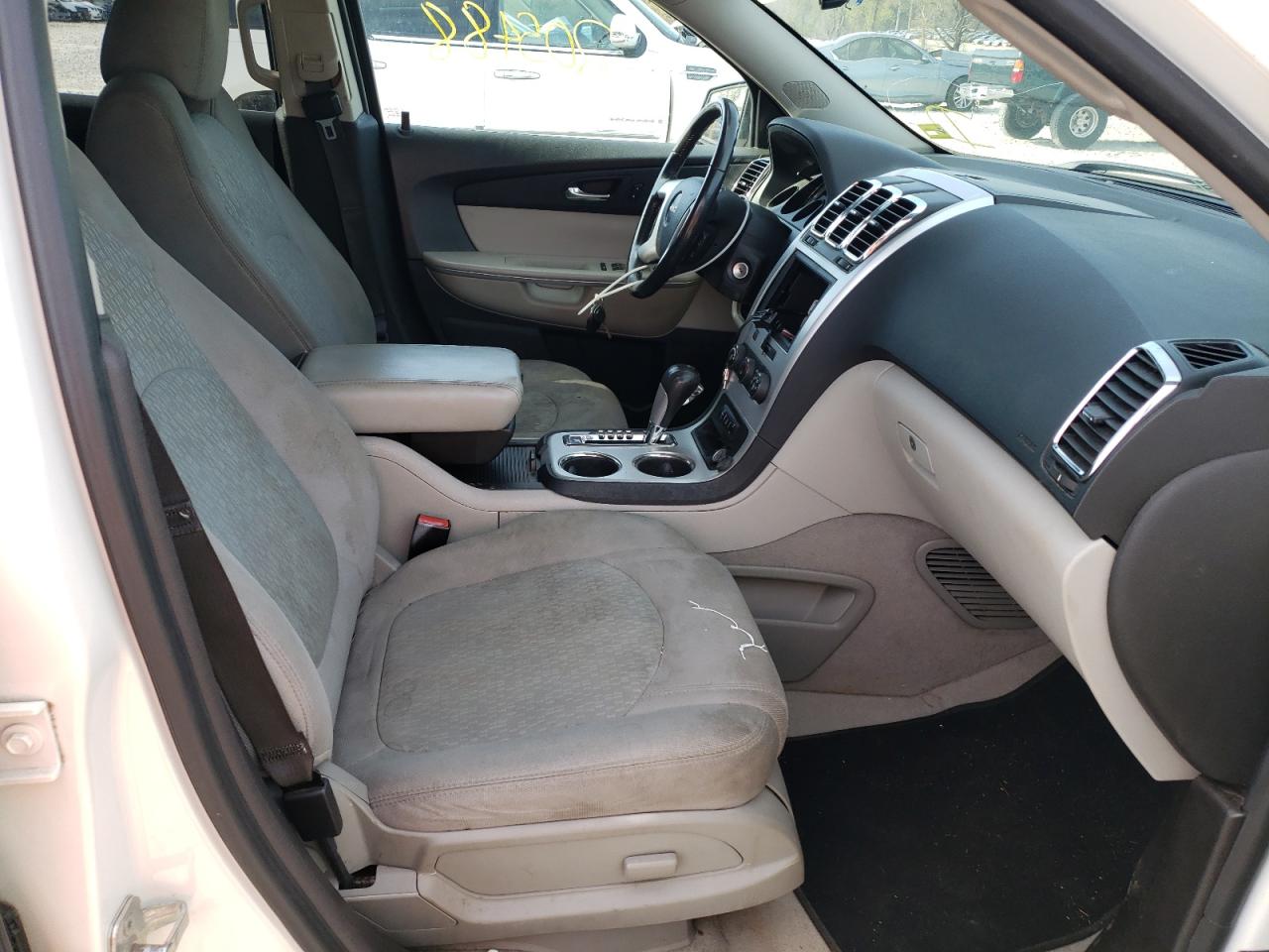 Photo 5 from auction – 2012 GMC ACADIA SLE with VIN 1GKKRPED9CJ309729