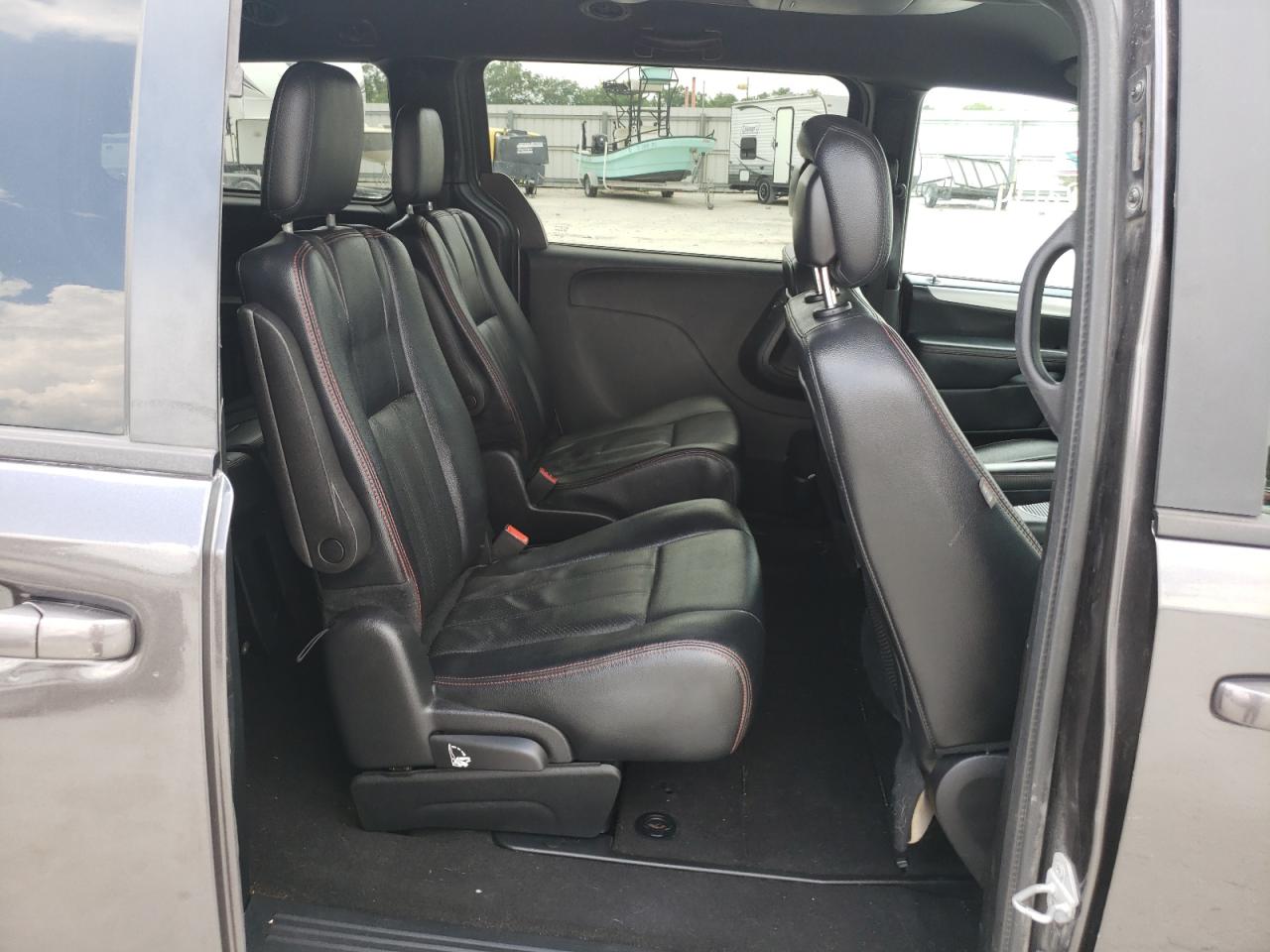 Foto 6 de la subasta – 2016 DODGE GRAND CARA con VIN 2C4RDGEG1GR318798