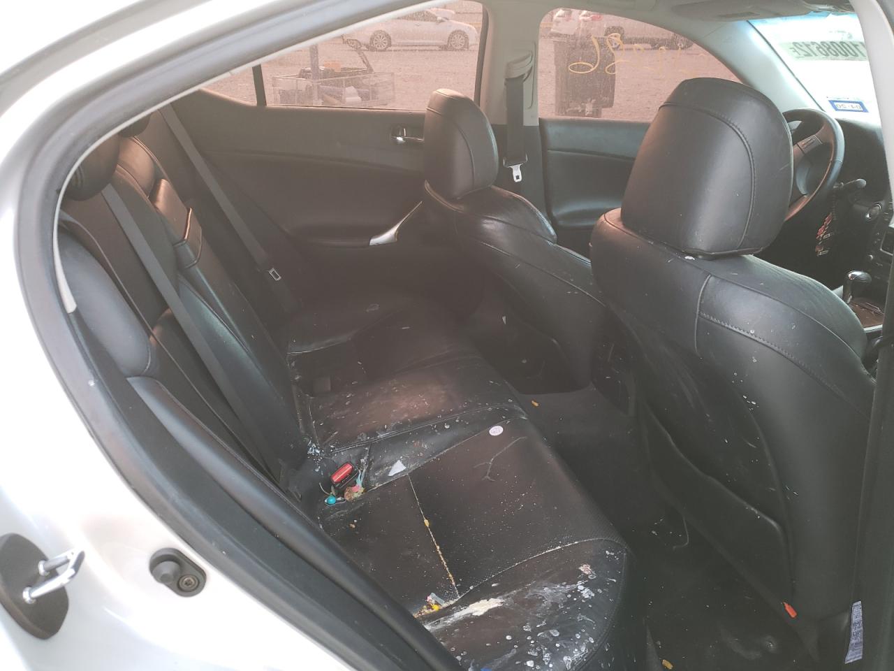 Photo 6 from auction – 2006 LEXUS IS 250 with VIN JTHBK262365010992