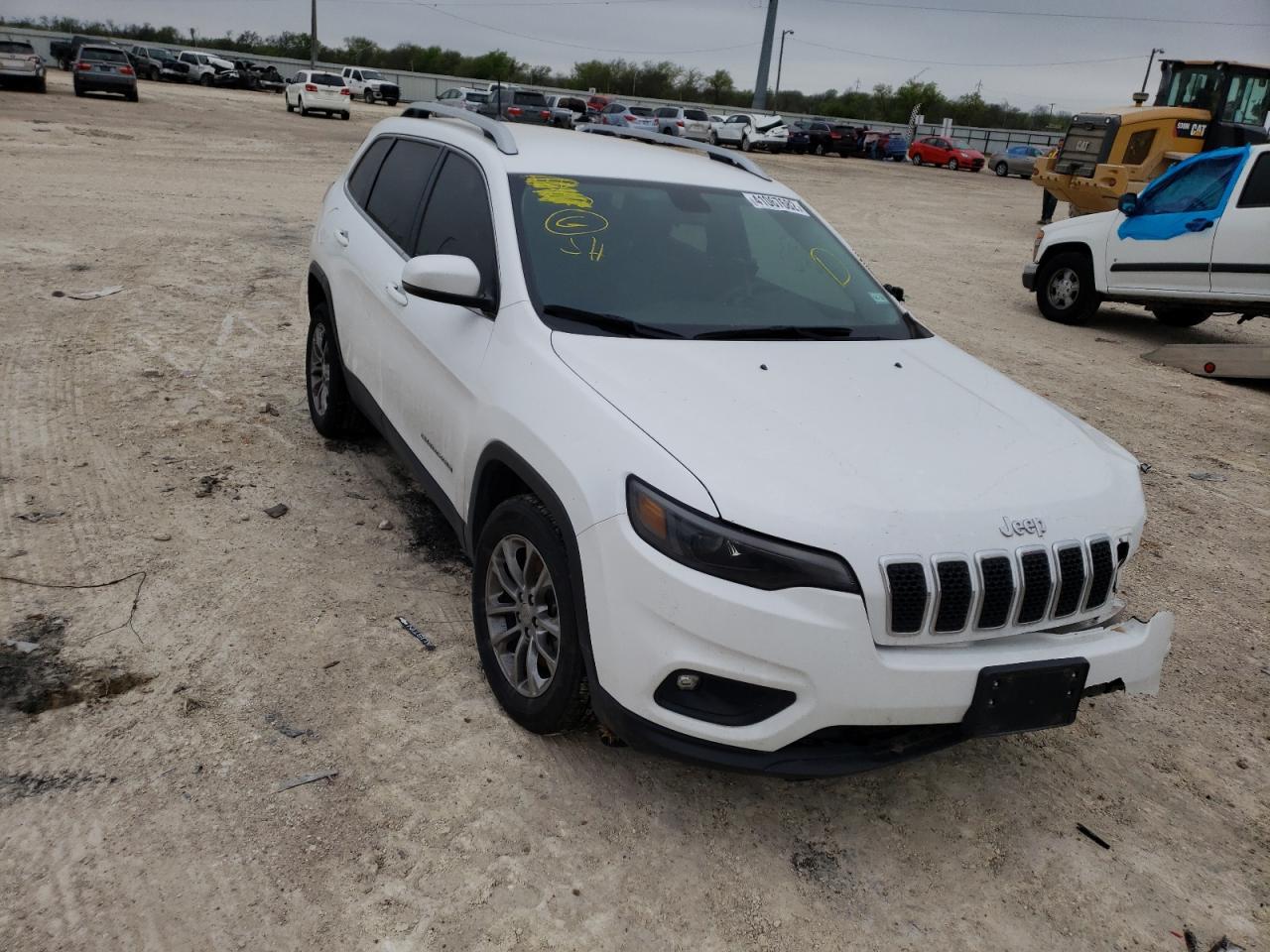 JEEP CHEROKEE 2019 with VIN 1C4PJLLB5KD340184 - Photo from auction