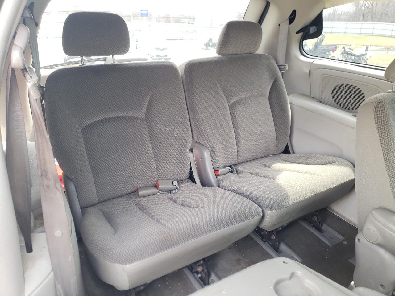 Photo 9 from auction – 2005 DODGE CARAVAN SX with VIN 1D4GP45R25B182243