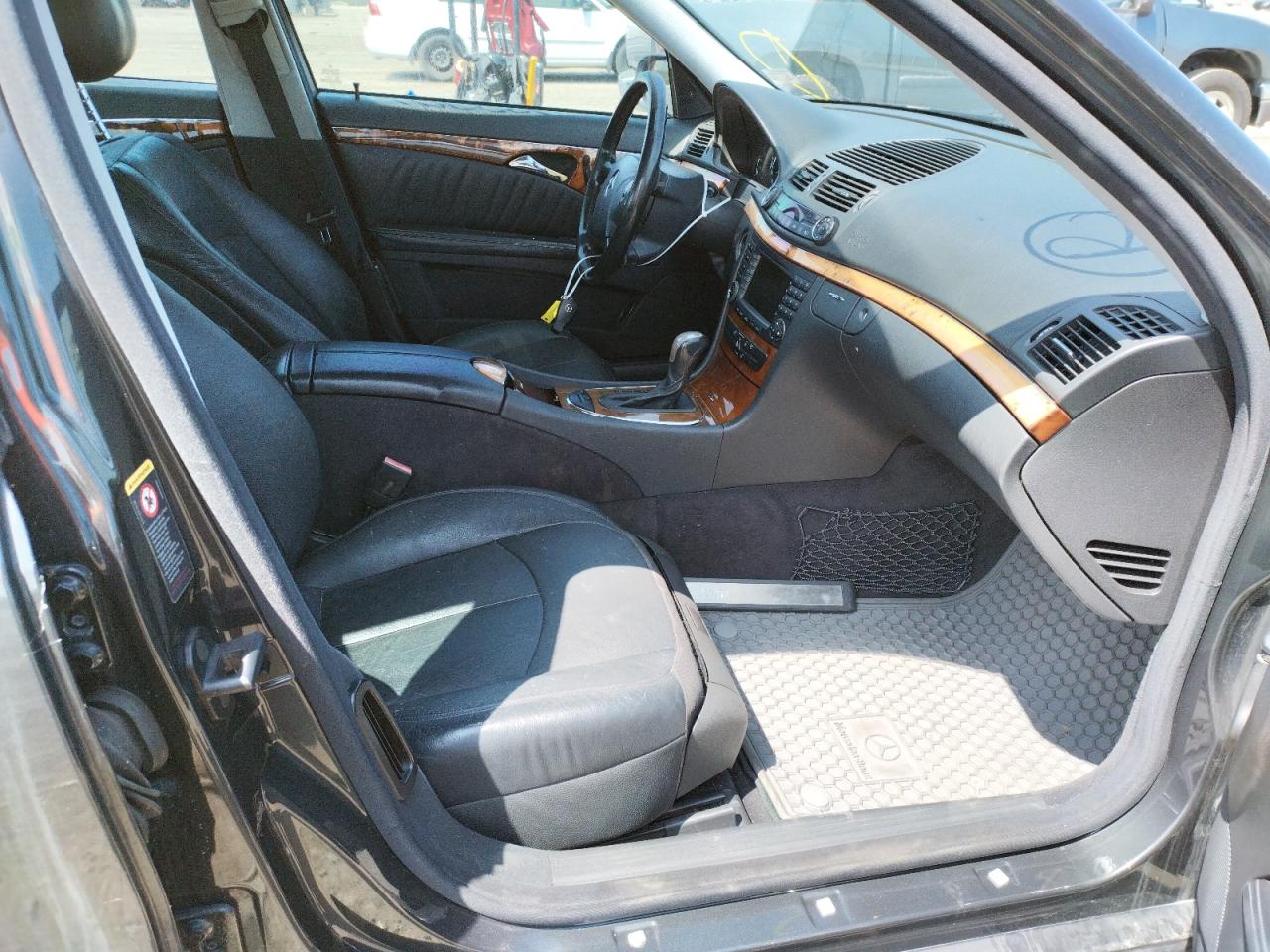 Photo 5 from auction – 2004 MERCEDES-BENZ E 500 with VIN WDBUF70J94A590859