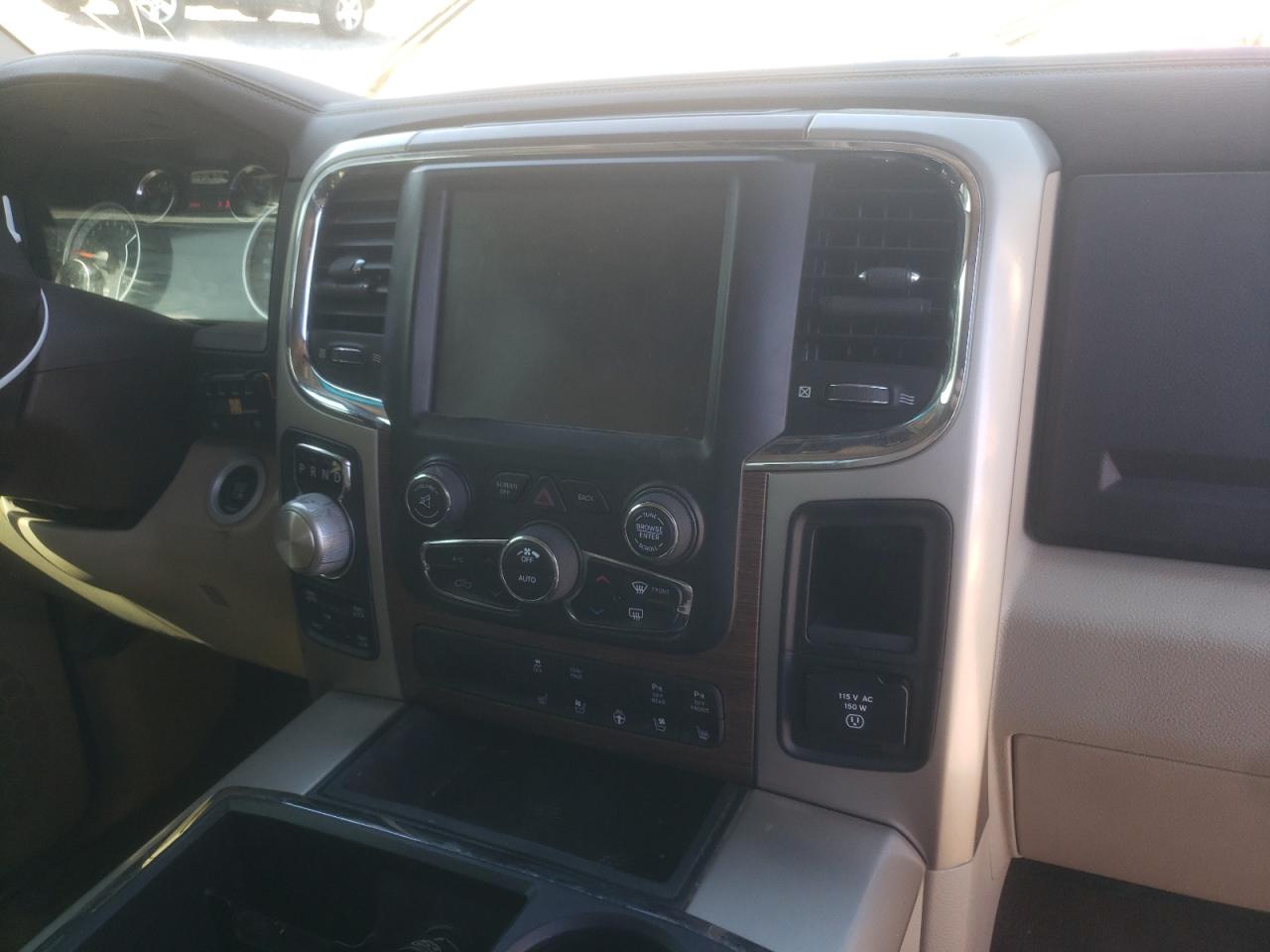 Photo 9 from auction – 2015 RAM 1500 LARAM with VIN 1C6RR7NTXFS597283