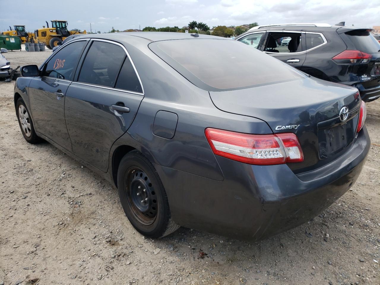 Photo 3 from auction – 2011 TOYOTA CAMRY BASE with VIN 4T1BF3EK9BU165863