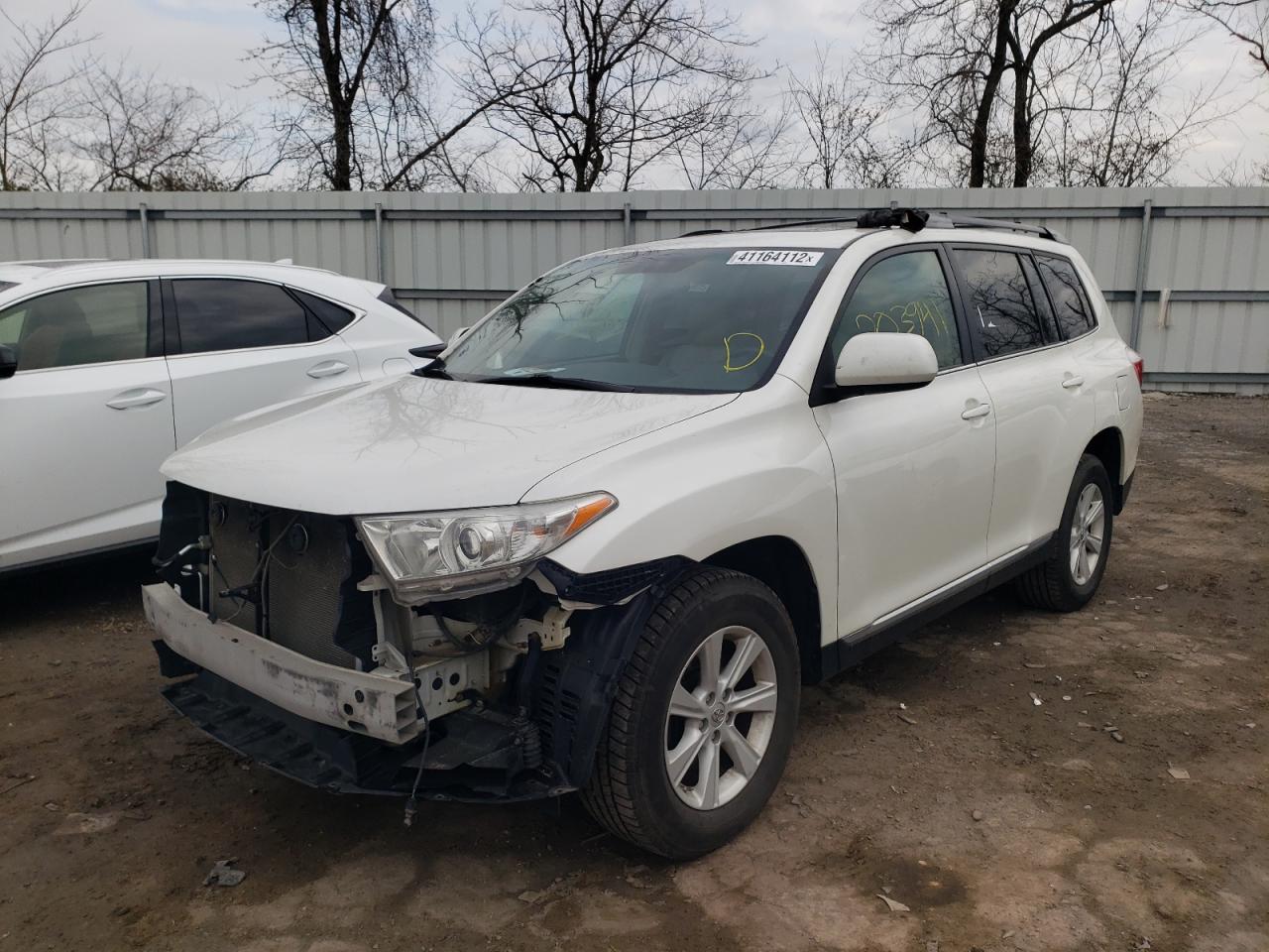 Photo 2 from auction – 2012 TOYOTA HIGHLANDER with VIN 5TDZK3EH8CS077623