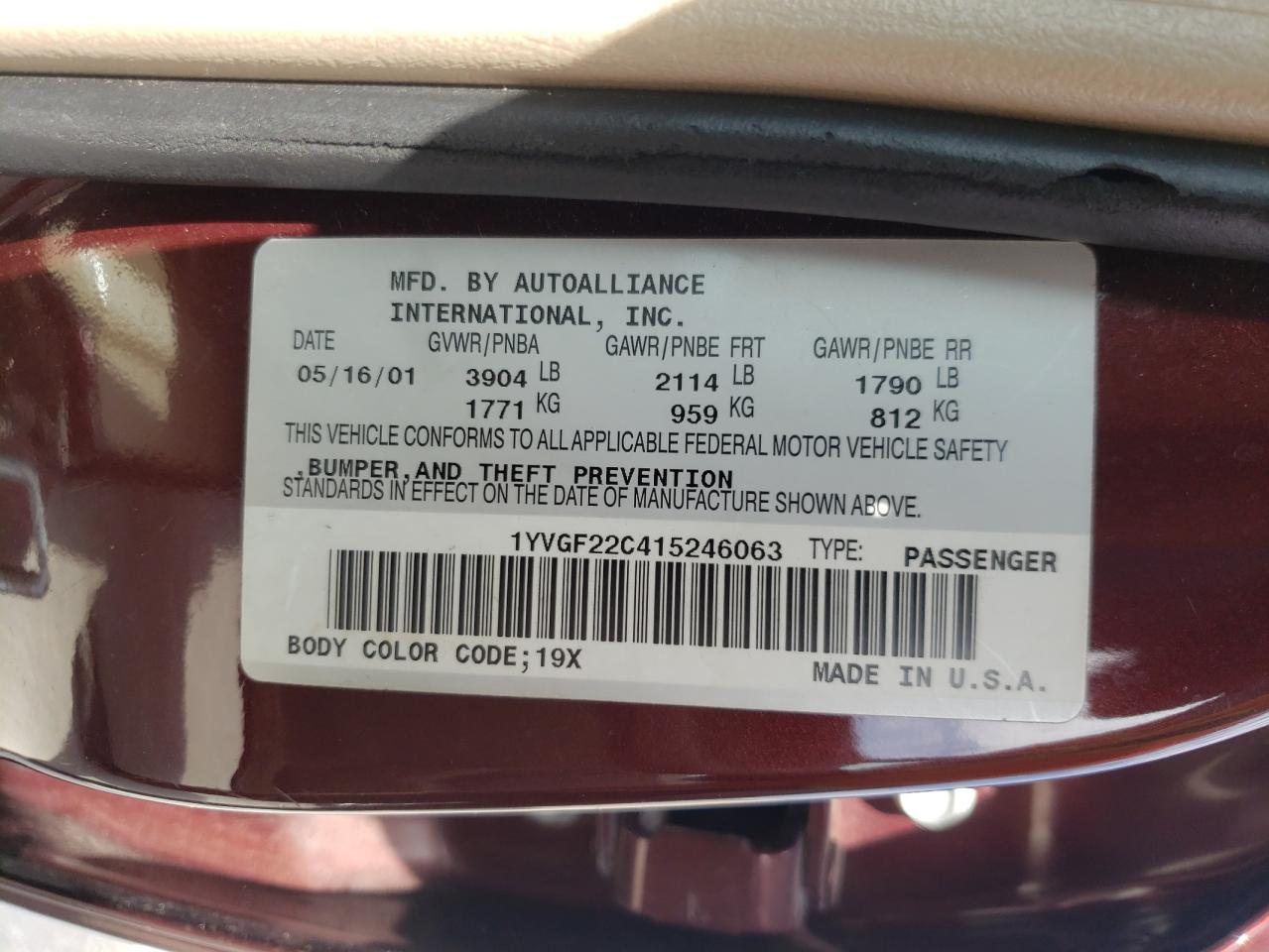 Photo 10 from auction – 2001 MAZDA 626 ES with VIN 1YVGF22C415246063