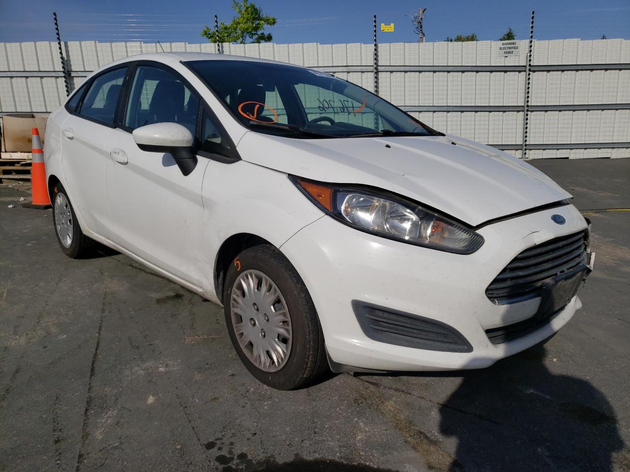 FORD FIESTA S 2014 with VIN 3FADP4AJ6EM133741 - Photo from auction