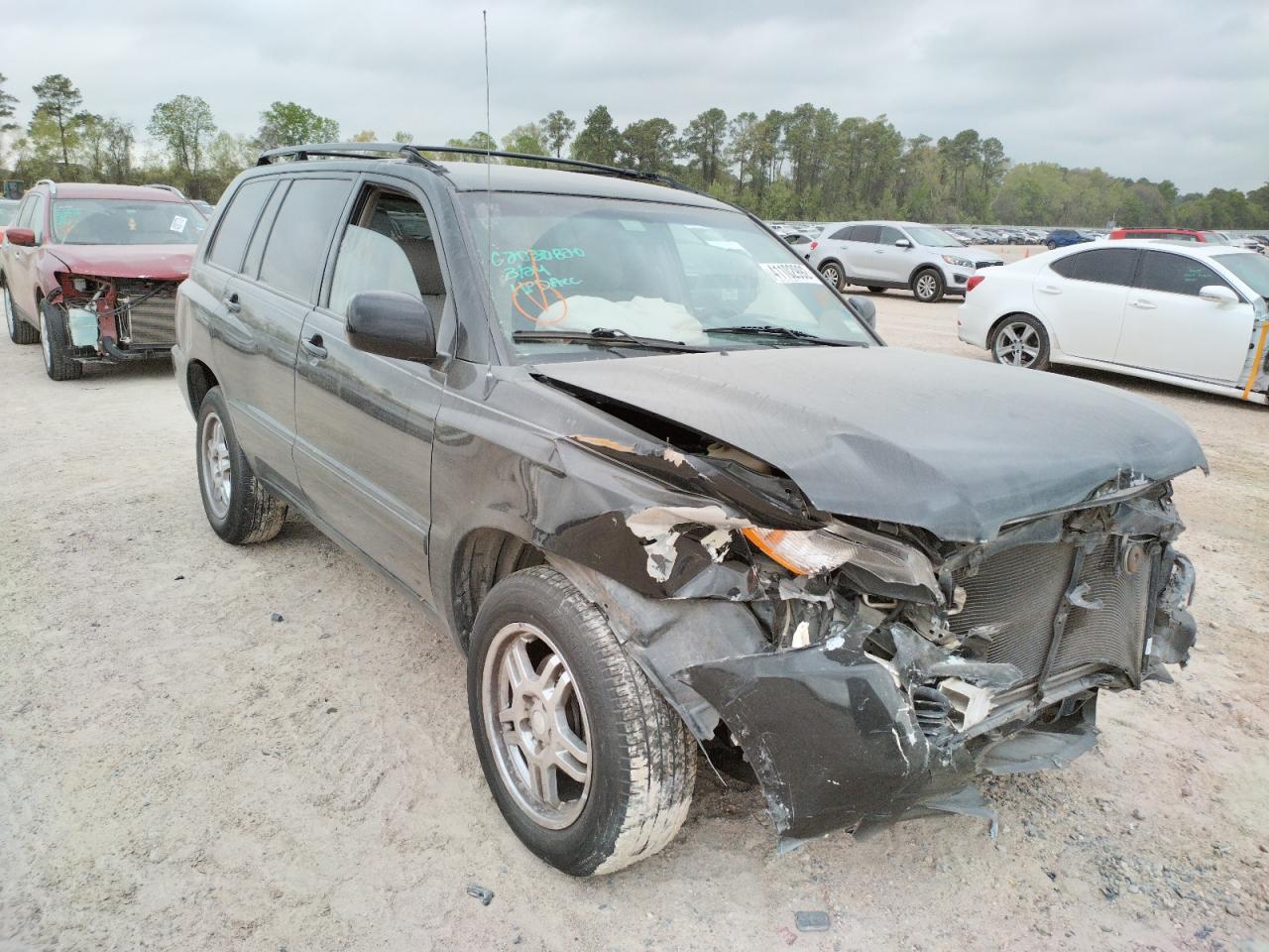 TOYOTA HIGHLANDER 2002 with VIN JTEGF21A220055239 - Photo from auction