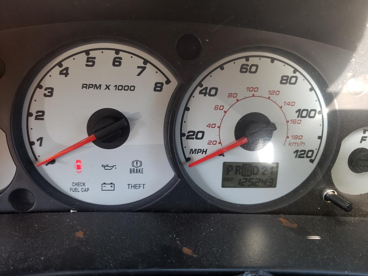 Photo 8 from auction – 2003 FORD ESCAPE XLT with VIN 1FMYU03193KC04084