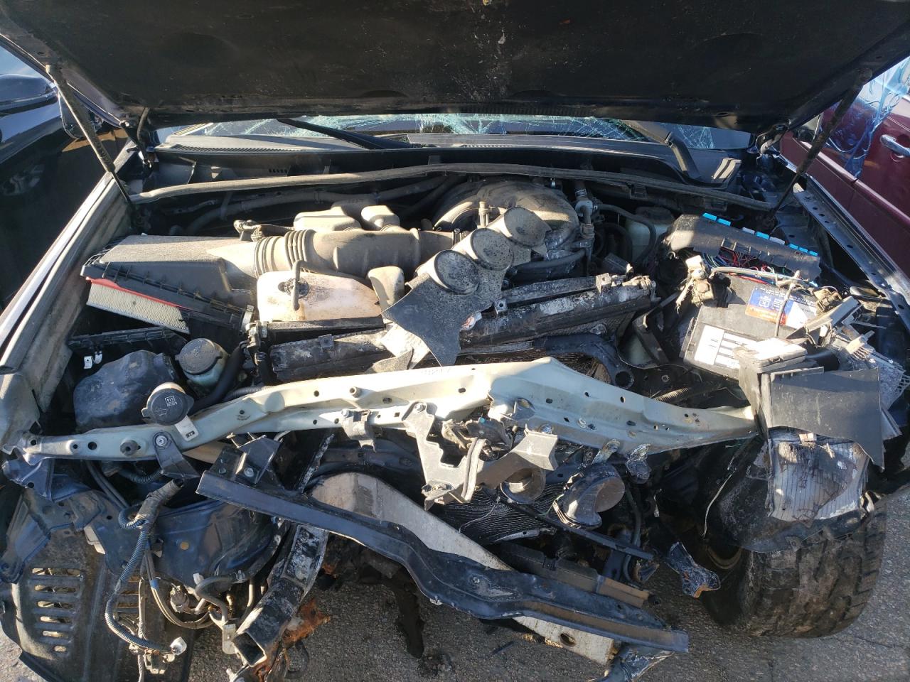 Photo 7 from auction – 2017 TOYOTA 4RUNNER SR with VIN JTEBU5JR8H5409560