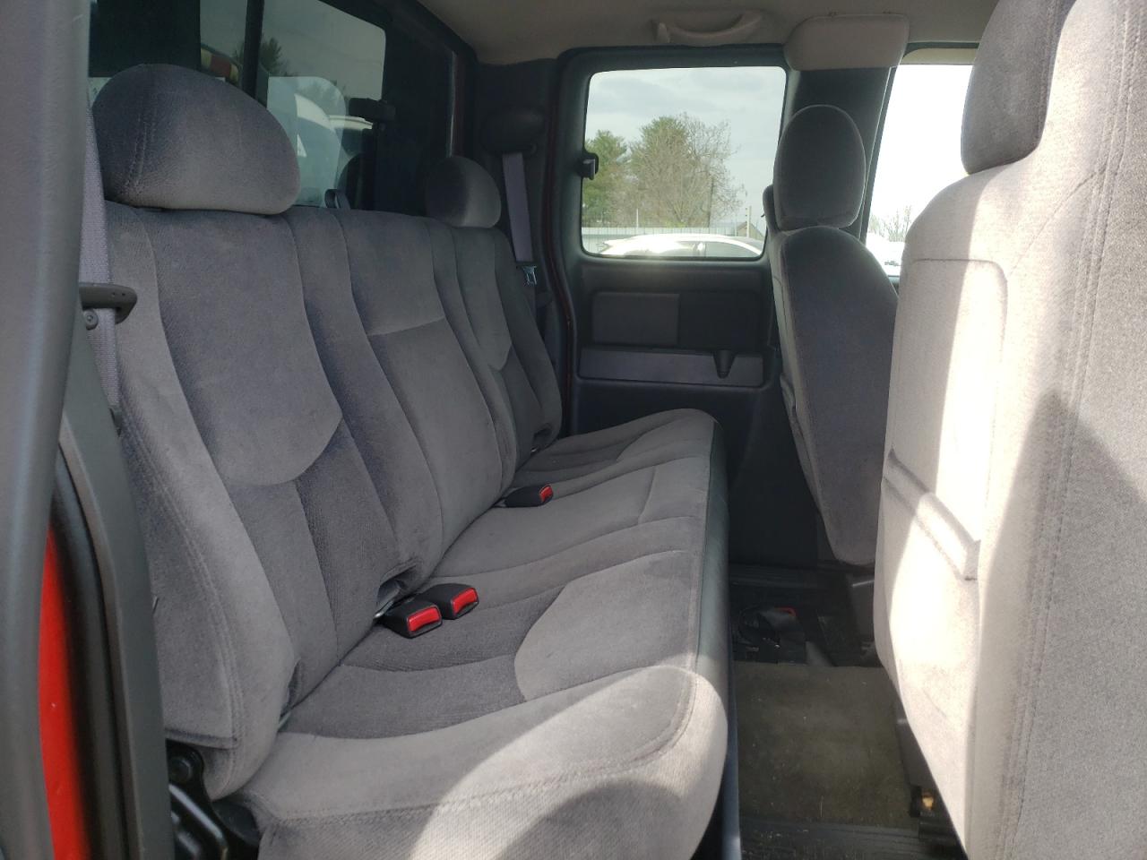 Photo 6 from auction – 2005 GMC NEW SIERRA with VIN 1GTEK19T15E248710