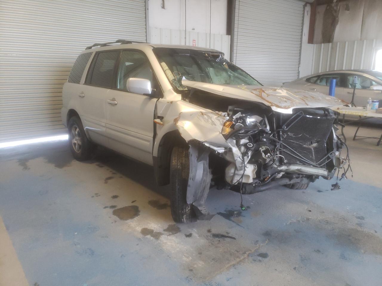 HONDA PILOT EX 2006 with VIN 5FNYF18476B024742 - Photo from auction